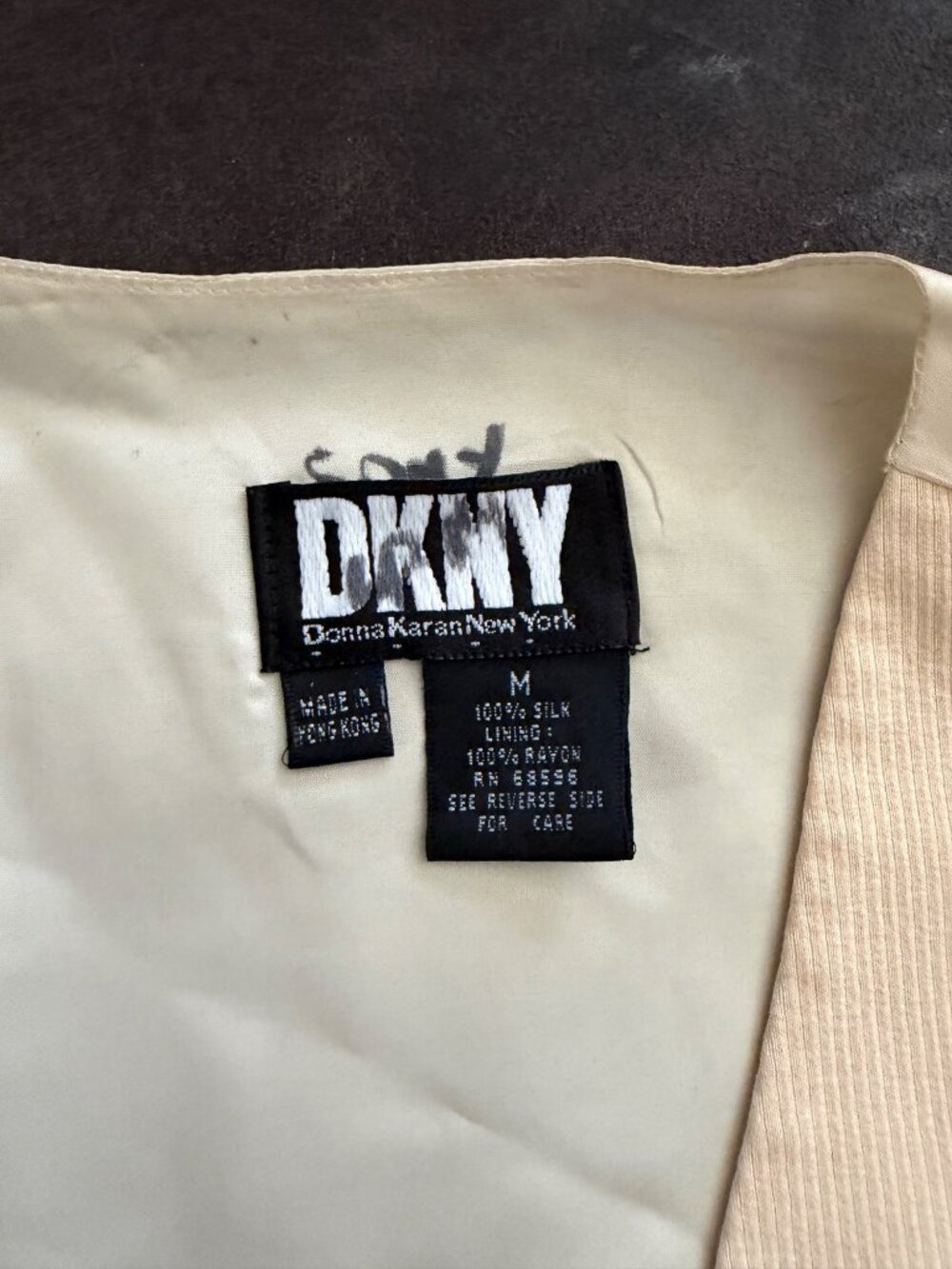 Sony Studios Costume Dept DKNY Beige Silk Womens Vest Size M With Adjustable Bac - Picture 2 of 6